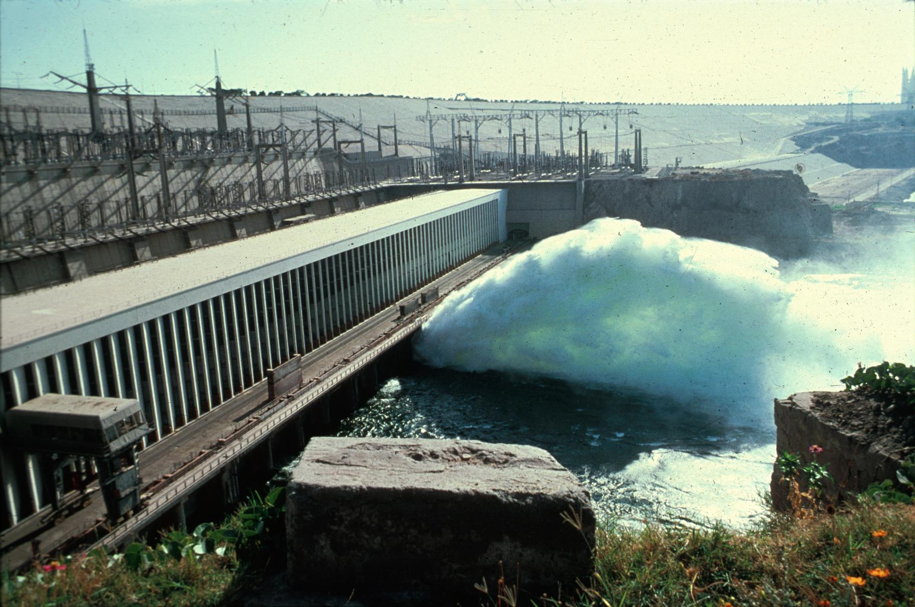 阿斯旺水坝